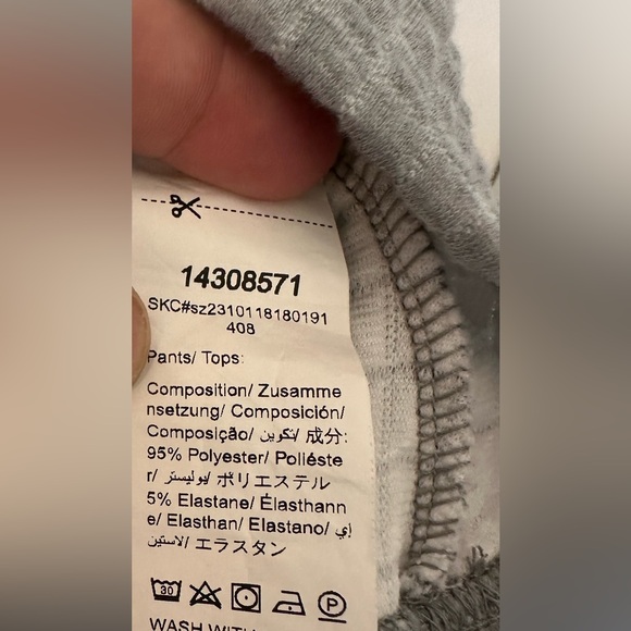 NWOT SHEIN Lounge Set - Picture 5 of 5